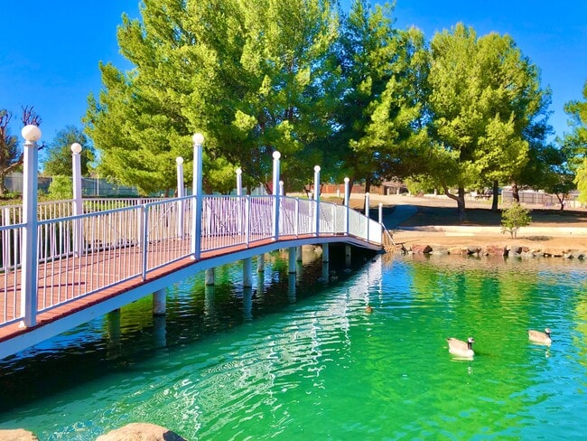 Building Photo - Awesome Updated Single Story in The Darling "Farm" Community of Wildomar, Close to Everything, bu...