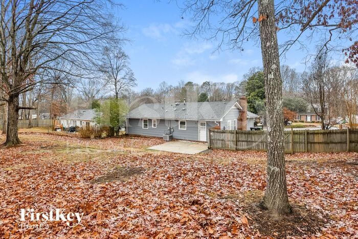 Building Photo - 1926 Middlewood Ct