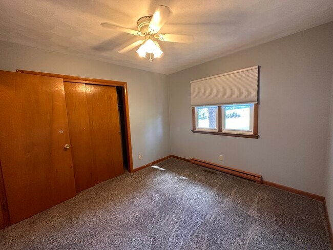 Building Photo - 3206 W 1000 N