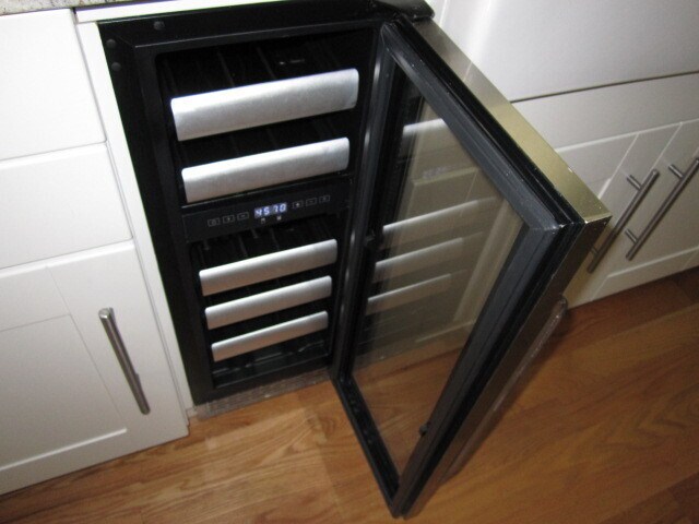 Building Photo - Greendale