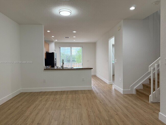 Building Photo - 3972 SW 149th Pl