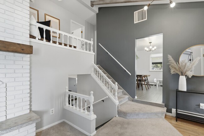 Building Photo - 7105 W 34th Pl