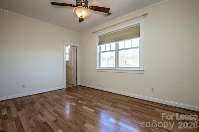 Building Photo - 8147 Townley Rd