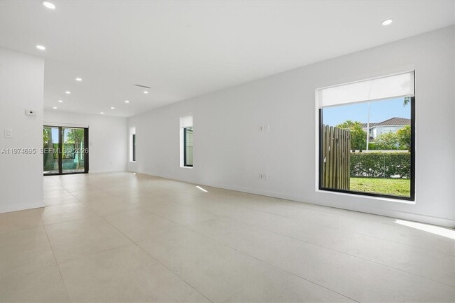 Building Photo - 11959 SW 122nd Ct