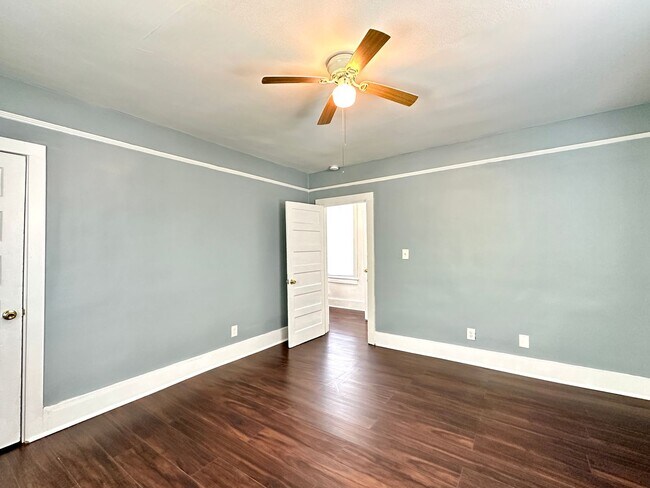 Building Photo - 2 Bedroom, 1.5 Bath House in East Central Neighborhood on the Charleston Peninsula!