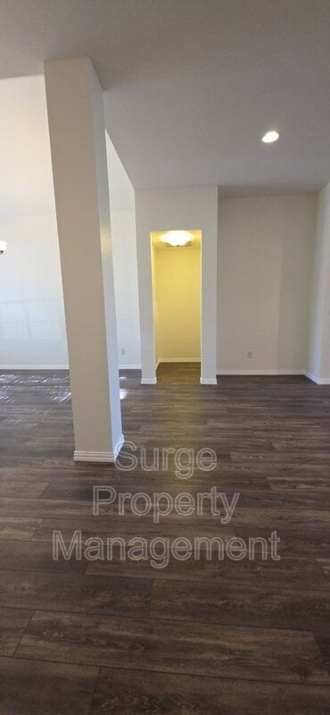 Building Photo - 629 Dorchester Dr