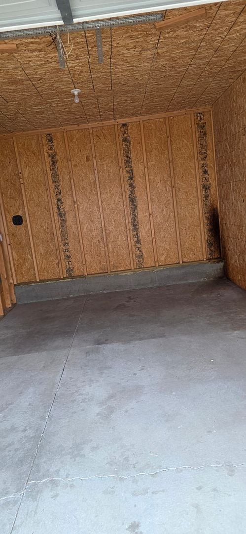 Building Photo - 200 Country West Rd