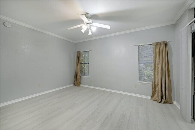 Building Photo - 1000 Liberty Park Dr