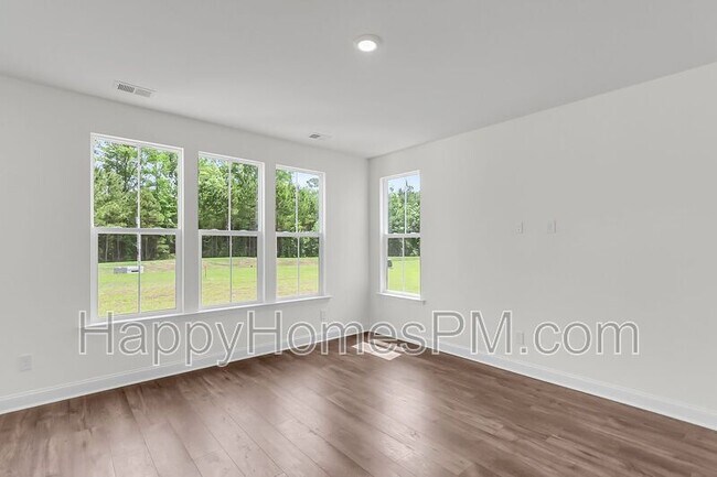 Building Photo - 335 Chapman Cir