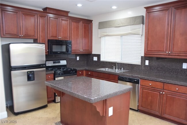 Building Photo - 60 Dark Creek Ave