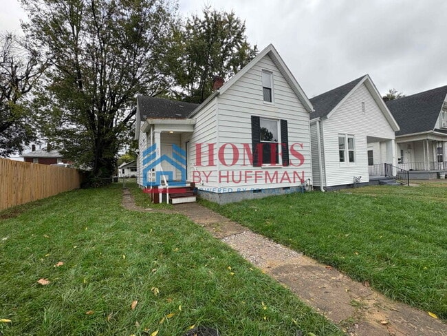 Building Photo - Two Bedroom House | Move in Ready | Move I...