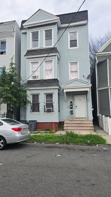 Building Photo - 51 N 14th St