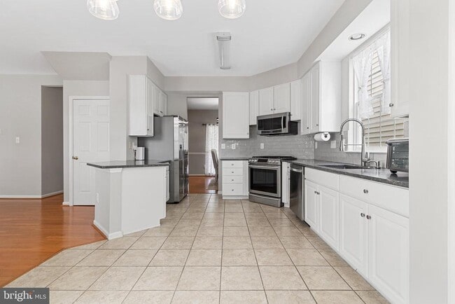 Building Photo - 19028 Noble Oak Dr