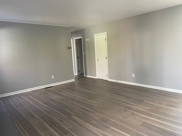 Large Living Room - 116 Lookout Dr