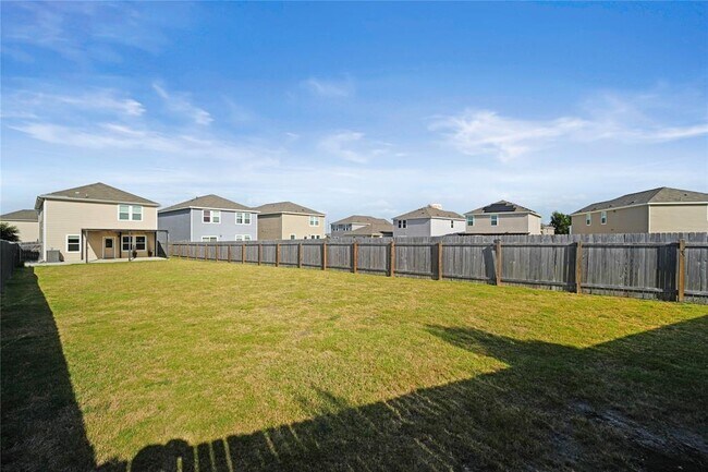Building Photo - 305 Redfish Ln