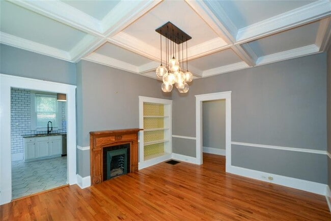Building Photo - 404 Ormond St SE
