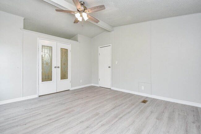Building Photo - 12754 Roy Harris Loop