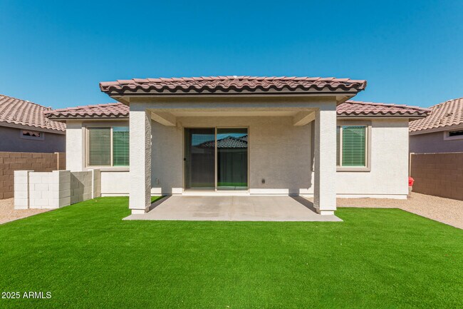 Building Photo - 20357 W Hillcrest Blvd