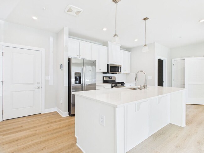 Building Photo - 6601 Citory Way