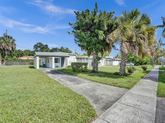 Building Photo - 17791 NE 13th Ave