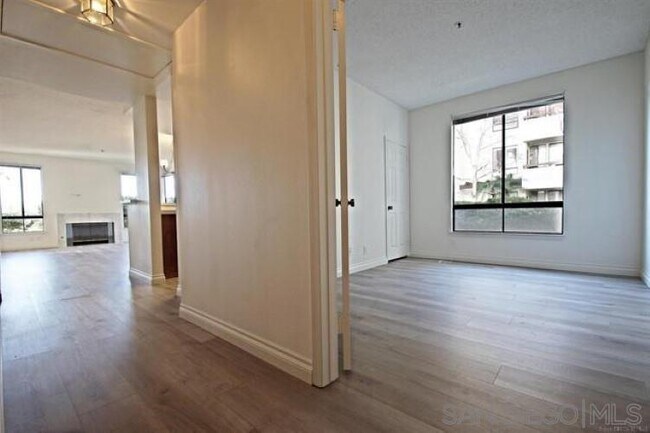 Building Photo - 5865 Friars Rd