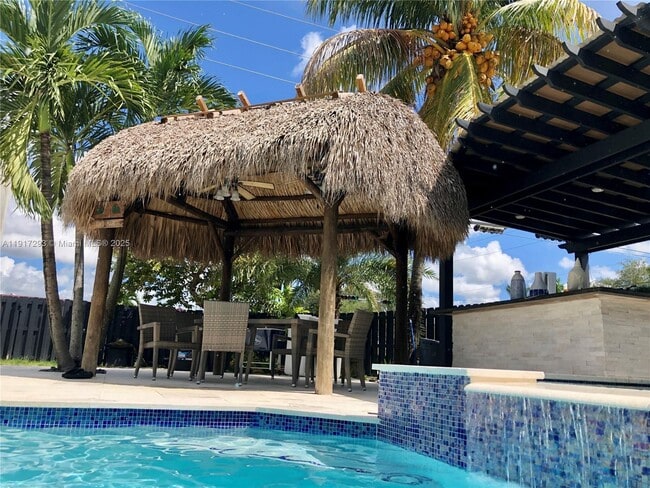 Building Photo - 14202 SW 111th Ln