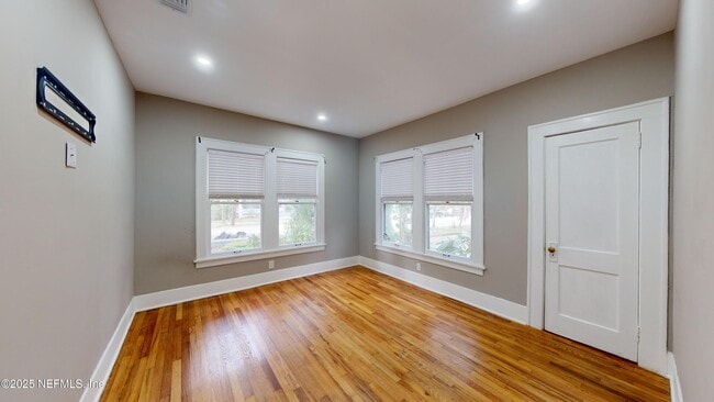Building Photo - 3918 Herschel St