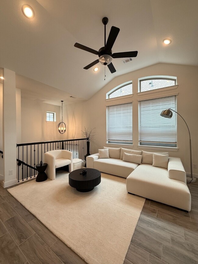 Building Photo - 7826 Starfish Arbor Dr