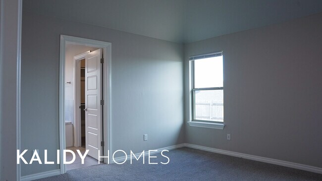 Building Photo - 5216 Bing Cir