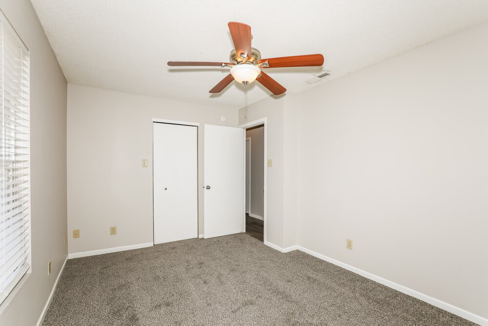 Building Photo - 911 Bentgrass Dr