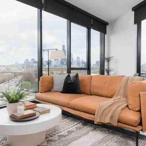 Primary Photo - 1469 S Blue Island Ave