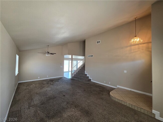 Building Photo - 1745 Mt Hood St