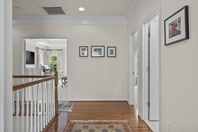 Building Photo - 4039 Cray Dr