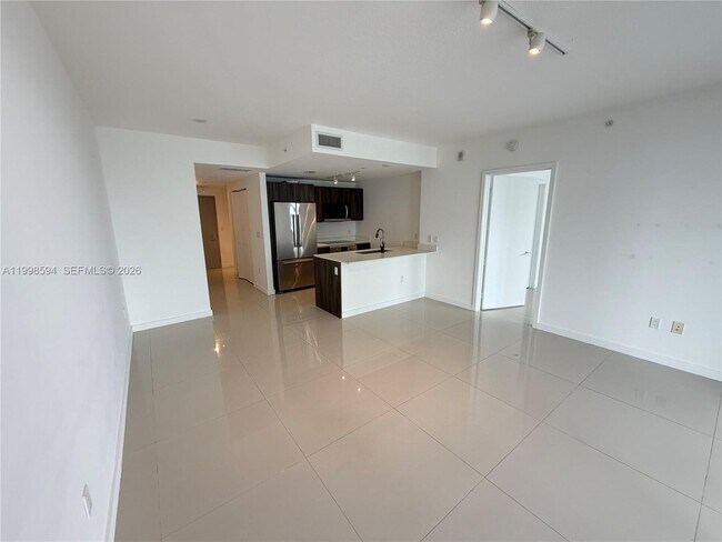 Building Photo - 488 NE 18th St