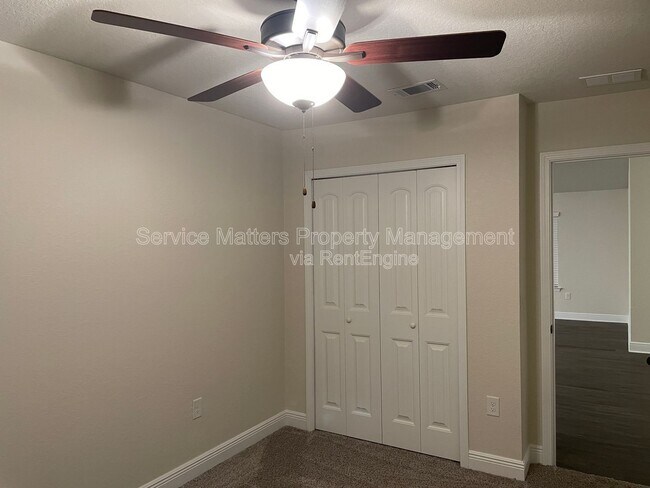 Building Photo - 5157 Peach Dr