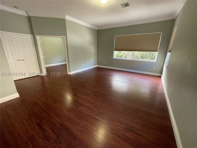 Building Photo - 16331 SW 49th Ct
