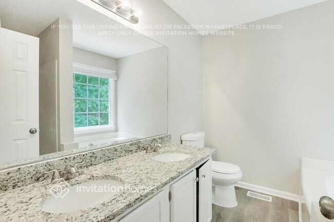 Building Photo - 24 Grapevine Dr