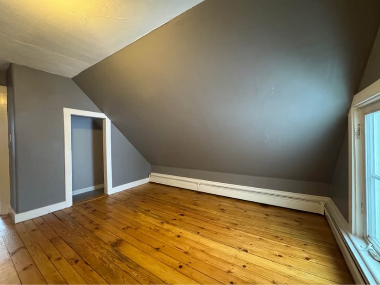 Building Photo - 73 High St