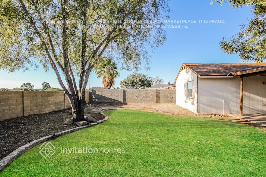 Building Photo - 3317 W Potter Dr