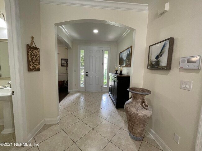 Building Photo - 346 Hefferon Dr