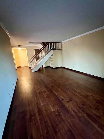 Building Photo - 19225 Index St