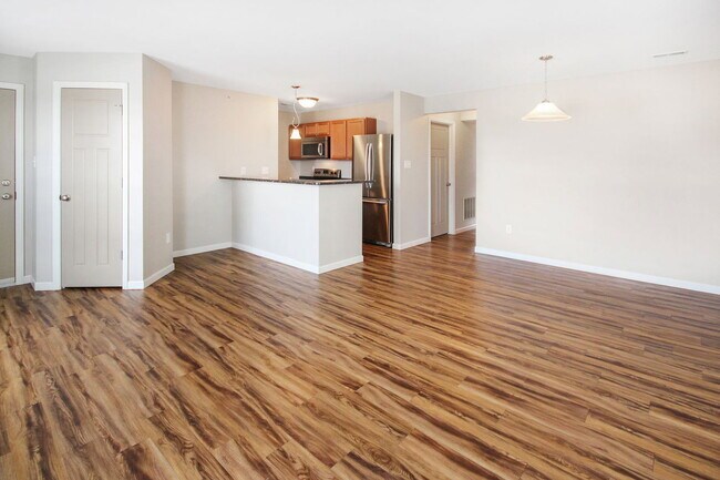 Building Photo - 303 Stonewall Creek Dr