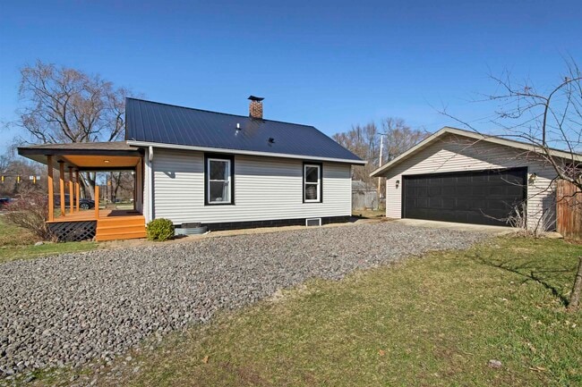 Building Photo - 54054 N Ironwood Rd