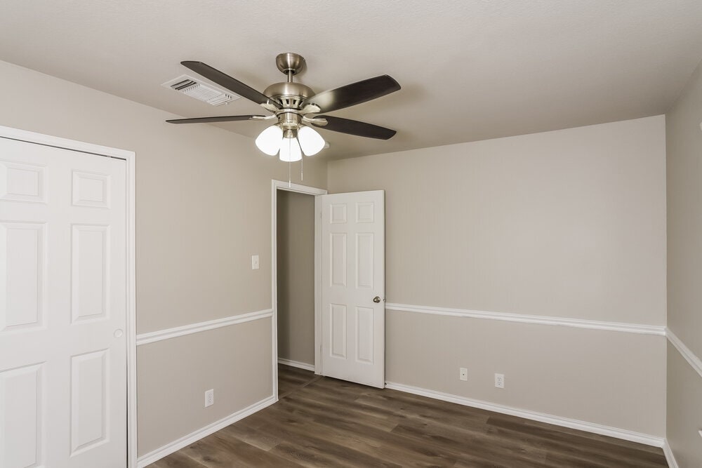 Building Photo - 2638 Montebello