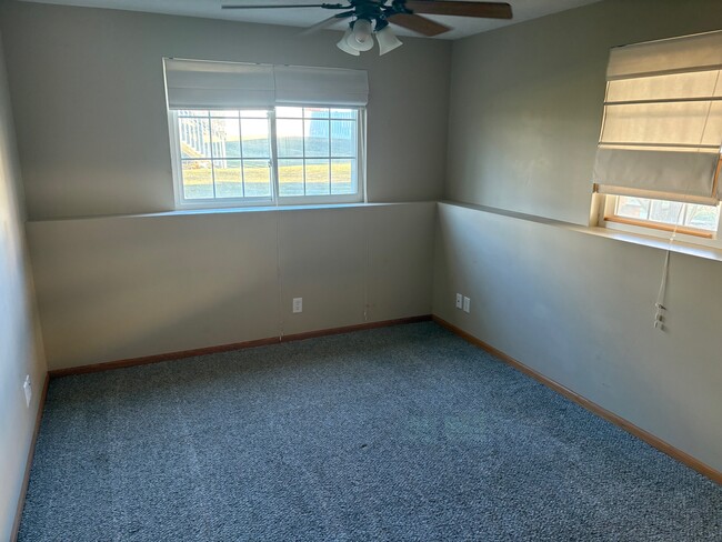 Guest bedroom #1 in lower level - 2804 Porter Ridge Rd