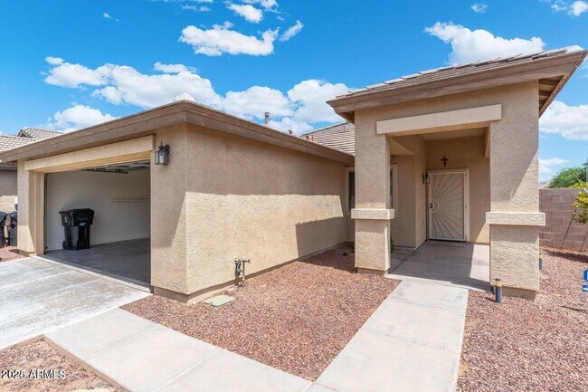 Building Photo - 10833 W Elm Ln