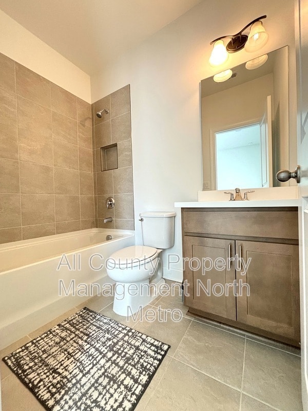 Building Photo - 382 Tillman Pass