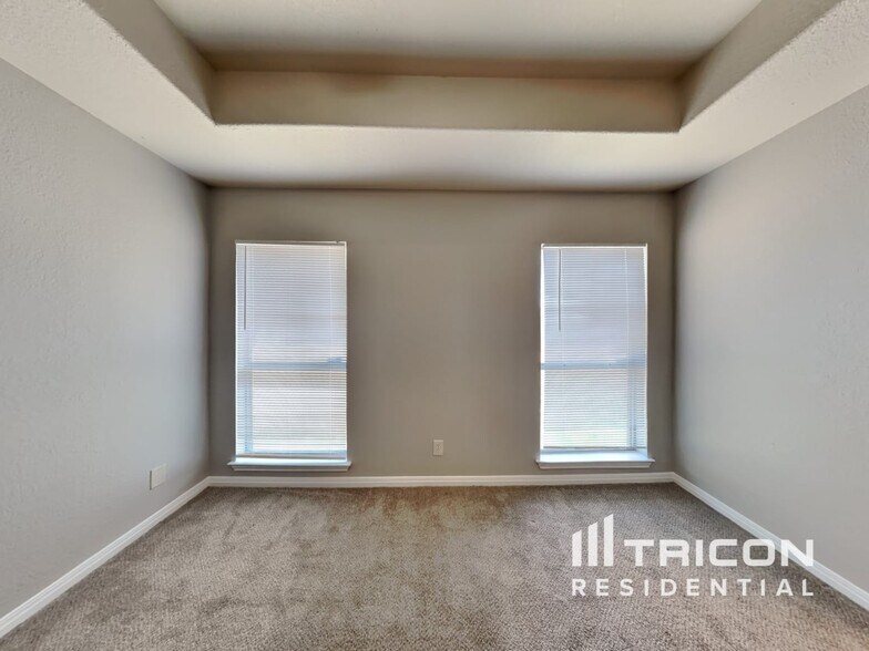 Building Photo - 8907 Slumber Ln