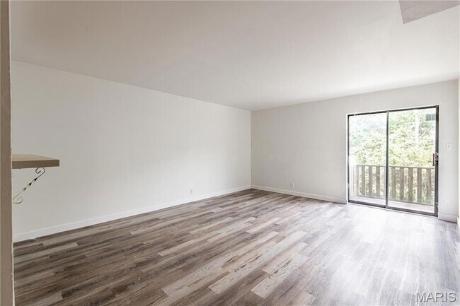 Building Photo - 3017 Pembroke Ln