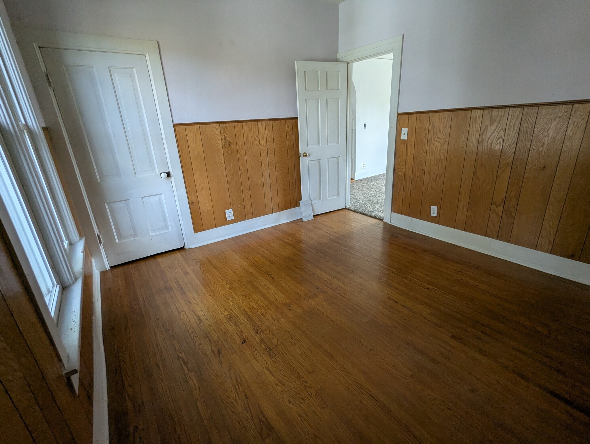 bedroom - 18 Madison St